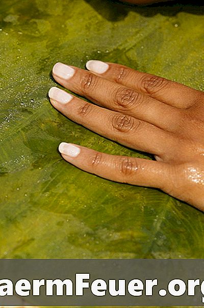 Come usare le resine per unghie