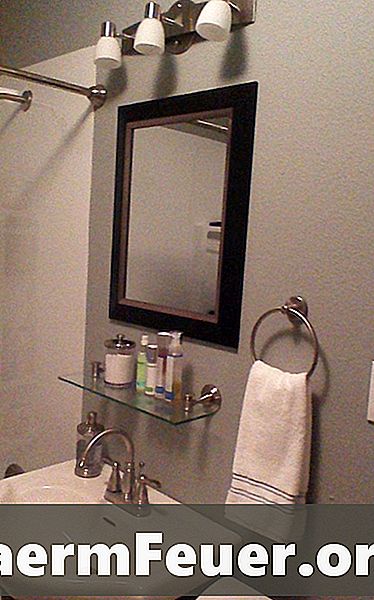 Comment utiliser un miroir comme tête de lit