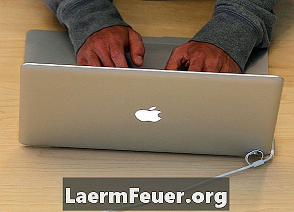 Kā izmantot webcam, izmantojot MacBook