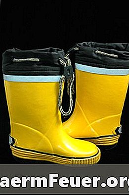 防水ブーツと防水ブーツの比較