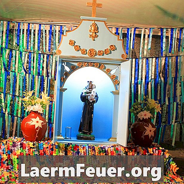 Povorke i praznovjerja lipanjskih festivala