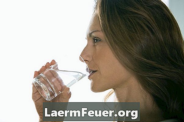 Diversi modi per aumentare il pH dell'acqua potabile
