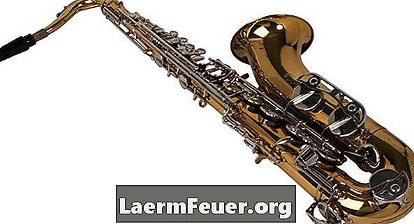 Rozdíl mezi psaním na alto sax a klarinet