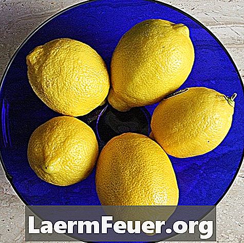 هل غسل الليمون على فروة الرأس يجعل الشعر ينمو؟