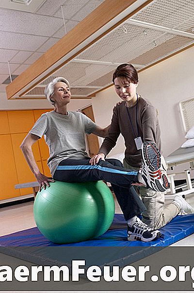 Cvičenia s terapeutickými guľami pre Parkinsonovu chorobu