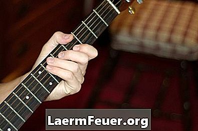Exercícios de guitarra para aumentar a força e a elasticidade dos dedos