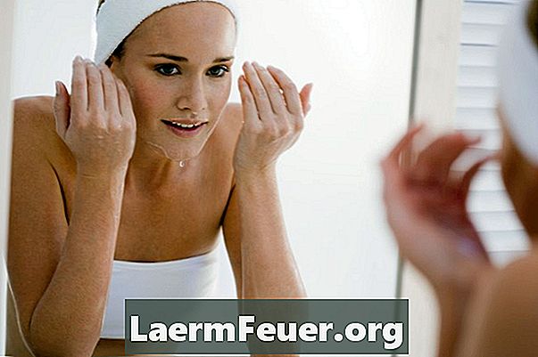 Naturligt sätt att rengöra och minimera täppt porer