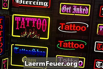 Como aprender sobre tamanhos de agulhas para tatuagem