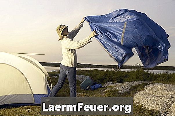डेरा डाले हुए तम्बू ओजार्क ट्रेल के उपयोग के लिए निर्देश