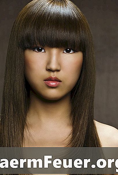 日本の髪の毛矯正のためのステップバイステップの説明