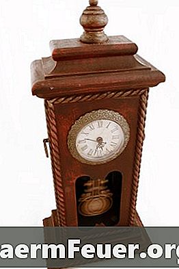 Materialer for å lage en pendul klokke