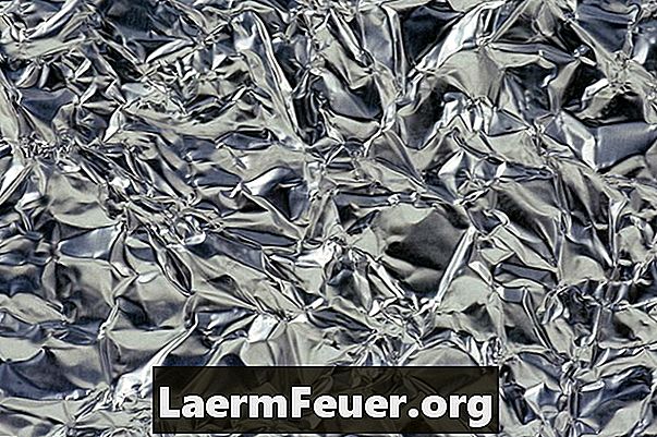 O papel alumínio pode ser usado no freezer?