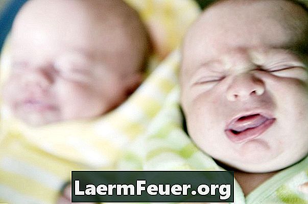 Den gjennomsnittlige fødselsvekten til prematur tvillinger
