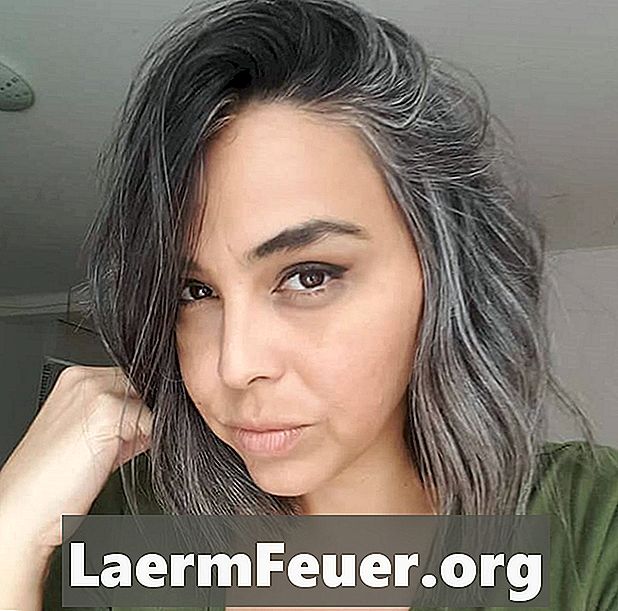 Vad orsakar grå hår i tonåringar?