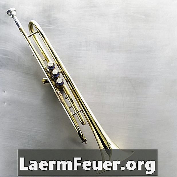 O que faço se as válvulas do meu trompete funcionam, mas ele soa horrível?