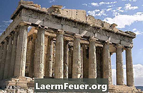 De tre vanligste typene av greske kolonner
