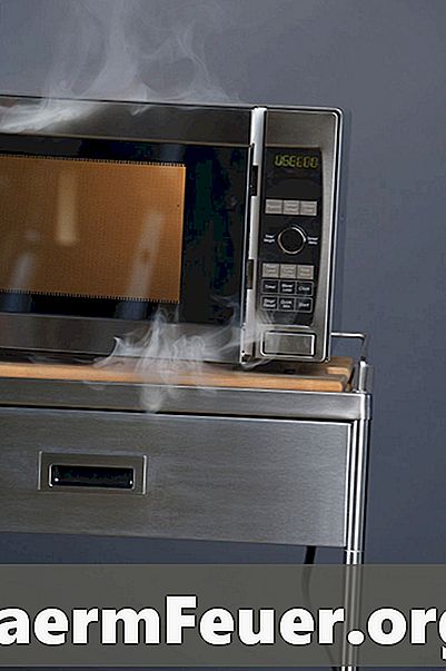 Pericolele de încălzire a apei în cuptorul cu microunde