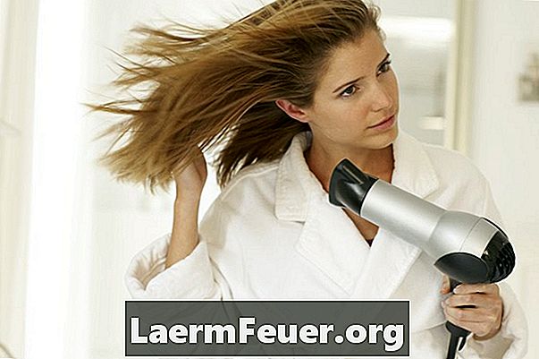 Κίνδυνοι που προσφέρονται από ιονικούς στεγνωτήρες μαλλιών