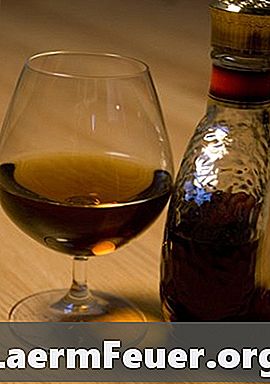 Ako dlho sa môže uchovávať otvorená fľaša alkoholu?