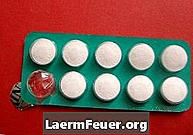Hvorfor irriterer aspirin maven?