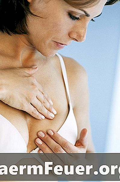Почему моя грудь болит перед менструацией?