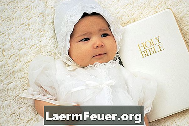 Geschenken voor de katholieke doop van een kind