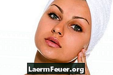 Prodotti per il viso per la pelle secca, sensibile e incline all'acne