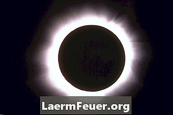 ¿Cuáles son las causas de la eclipse lunar y solar?