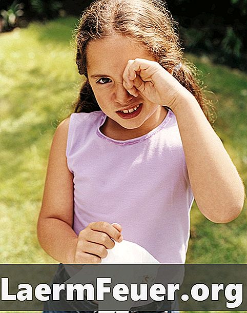 Quais são as causas do inchaço nos olhos?