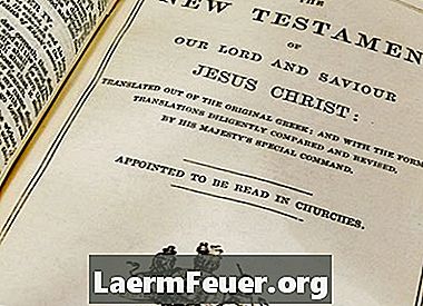Vad är Nya Testamentets uppdelningar?