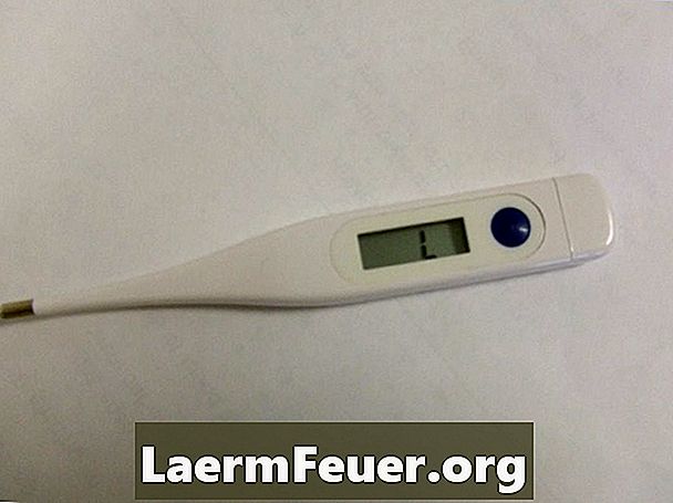 Quando levar uma criança com febre ao médico?