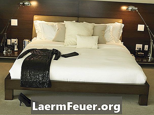 Колко възглавници са поставени в двойно легло