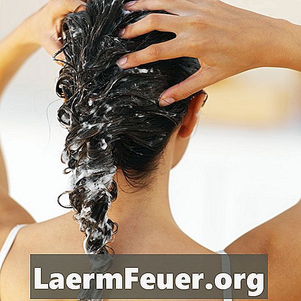 Haarausfall aufgrund übermäßiger Feuchtigkeitsversorgung