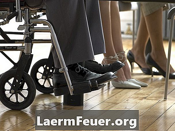 O širini vrat za dostop invalidskih vozičkov