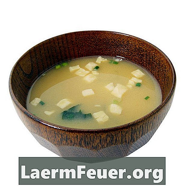 Zuppa di miso e perdita di peso