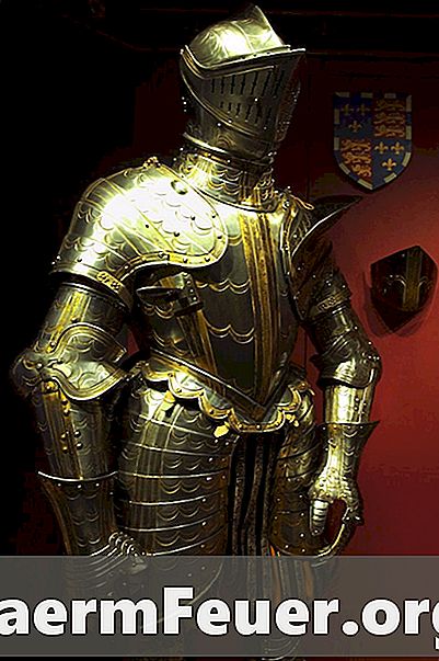 Técnicas de reprodução de armadura medieval
