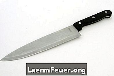 كيفية تنظيف سكين الصدأ