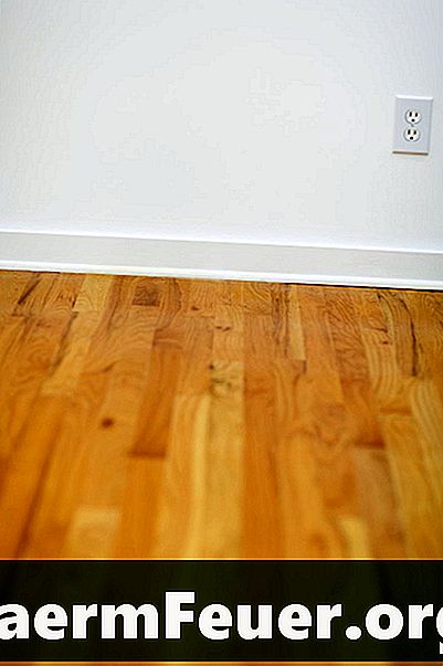 Nivellering van een kromgetrokken houten vloer