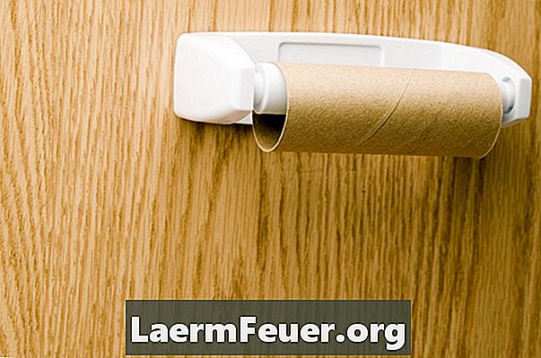 Arbeiten Sie mit Rollen Toilettenpapier für Jugendliche