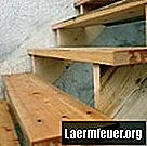 Как да изградим дървена стълба за врата